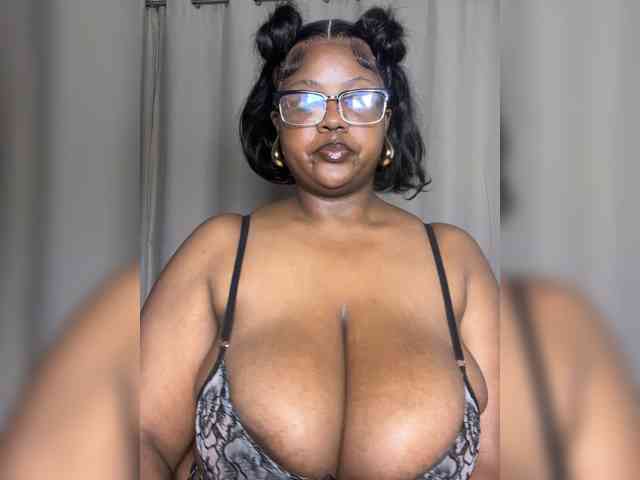 MsPoney webcam