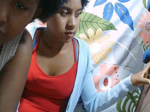 yasmie webcam