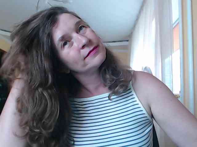 SophiaBoone webcam