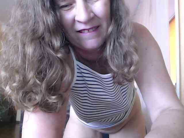 SophiaBoone webcam