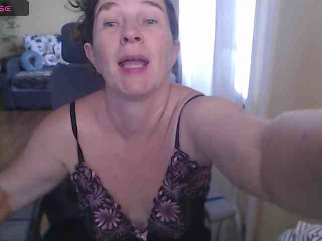 SophiaBoone webcam