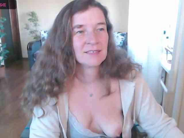 SophiaBoone webcam