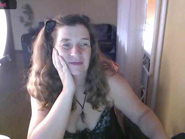 SophiaBoone webcam