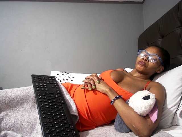 Ntombie-one4u