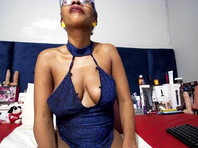 Ntombie's BongaCams show and profile