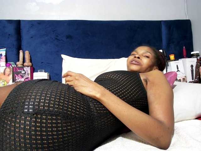 Ntombie's BongaCams show and profile