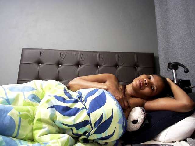 Ntombie live cam on BongaCams