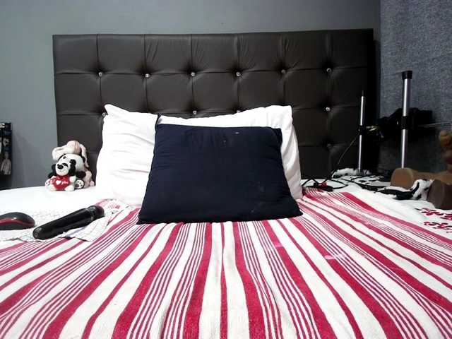 Ntombie live cam on BongaCams