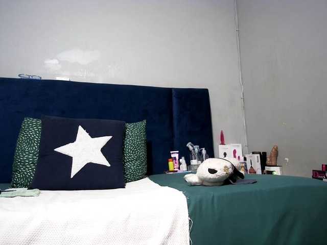 Ntombie live webcam show
