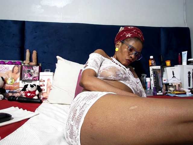 Ntombie's BongaCams show and profile