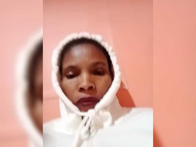 Ntombie live cam on BongaCams
