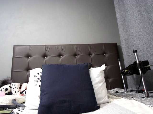 Ntombie live cam on BongaCams