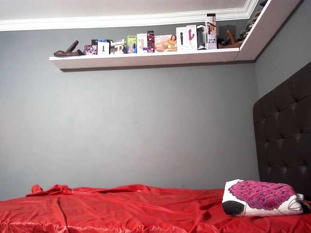 Ntombie live cam on BongaCams