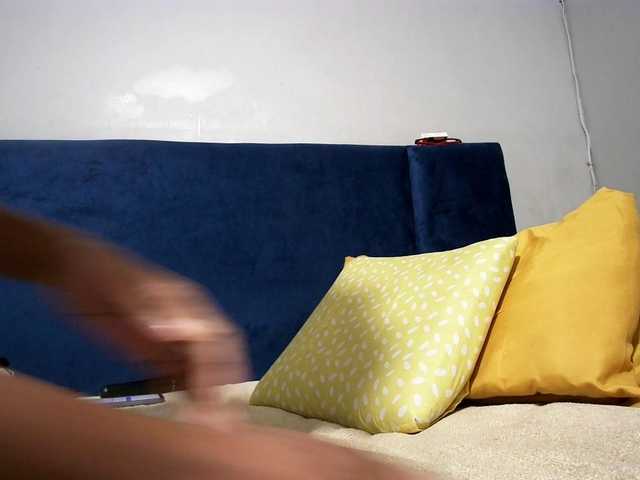 Ntombie live cam on BongaCams