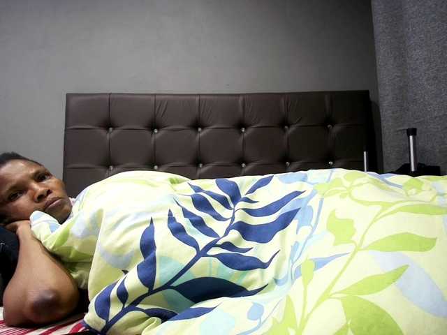 Ntombie-one4u live cam preview