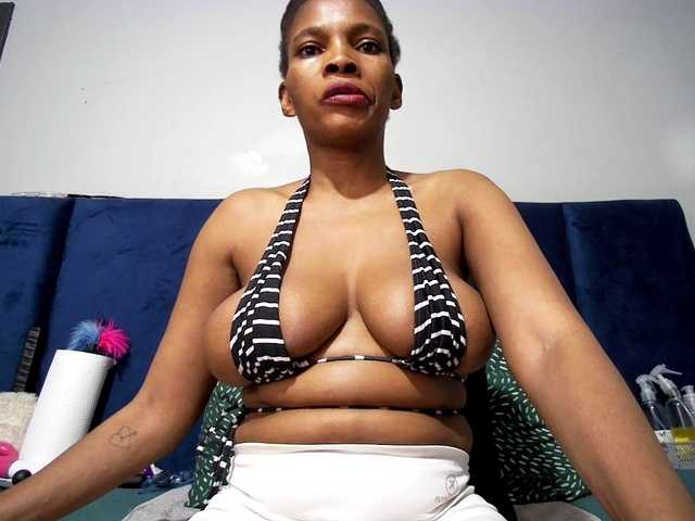 Ntombie live webcam show