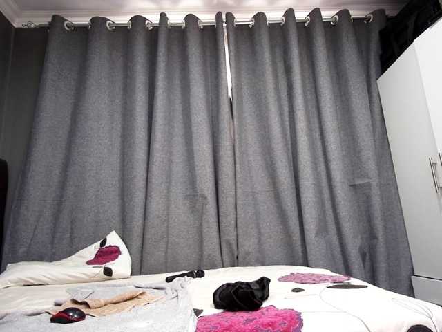 Ntombie live cam on BongaCams