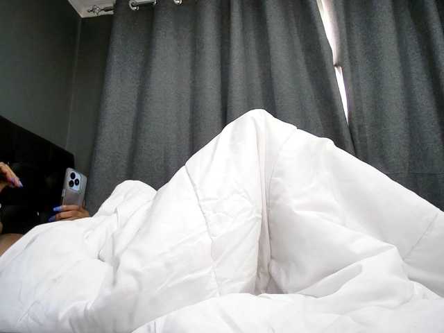 Ntombie-De-NaughtyLover live cam on BongaCams