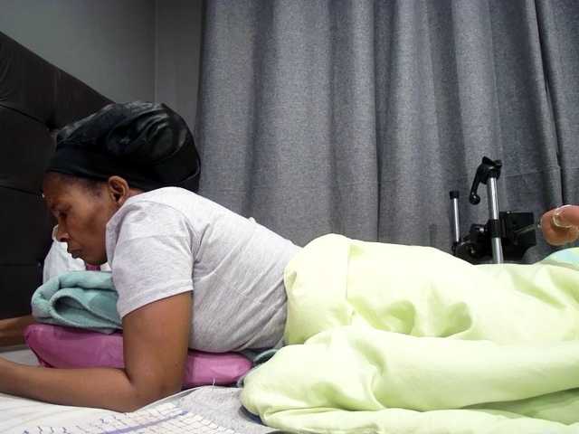 Ntombie live cam on BongaCams