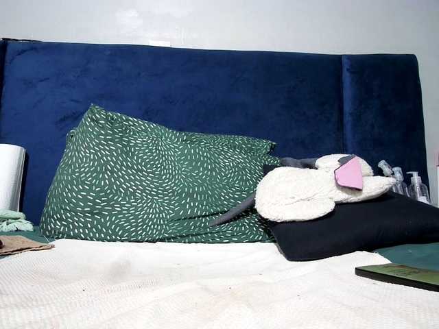 Ntombie live webcam show