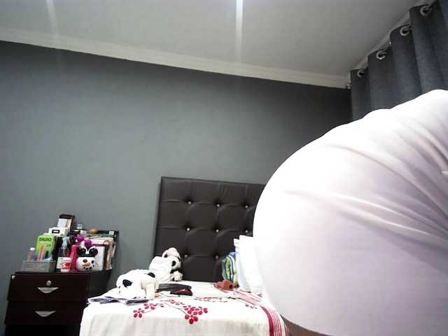 Ntombie-one4u live cam preview