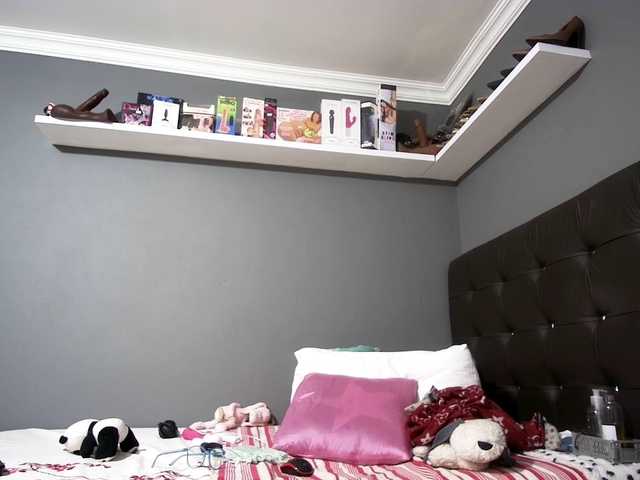 Ntombie live cam on BongaCams