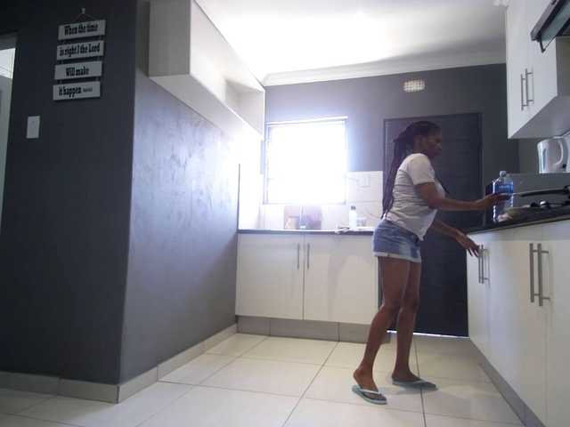 Ntombie live cam on BongaCams