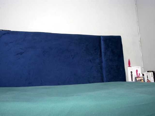 Ntombie live webcam show