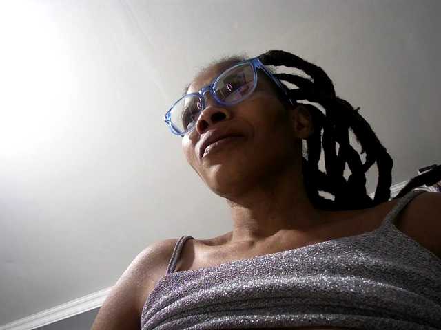 Ntombie live cam on BongaCams