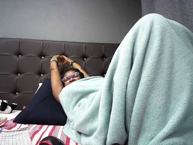 Ntombie-one4u live cam preview