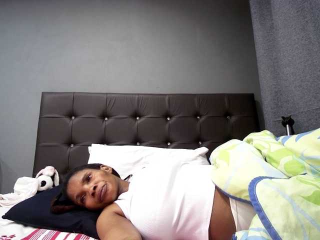 Ntombie, en directo ahora en BongaCams