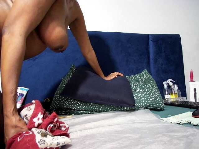 Ntombie live webcam show