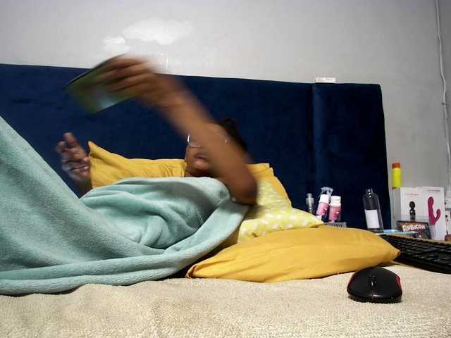 Ntombie live cam on BongaCams