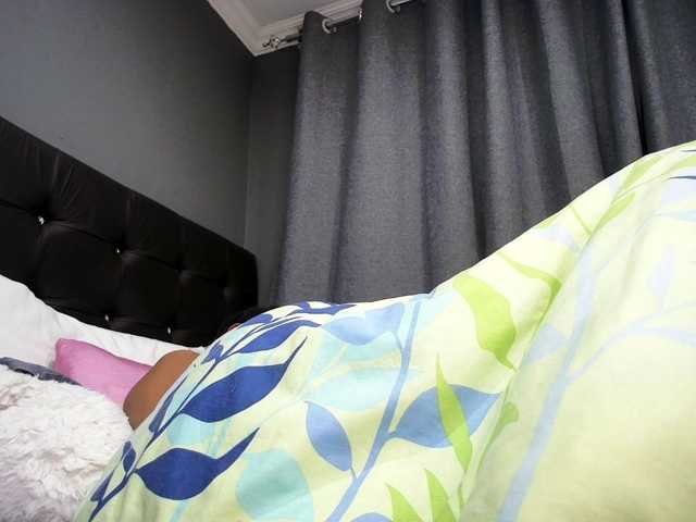 Ntombie live cam on BongaCams