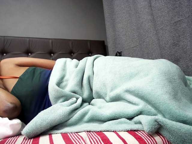 Ntombie live cam on BongaCams