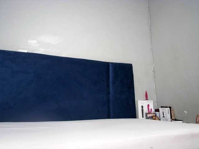 Ntombie live cam on BongaCams
