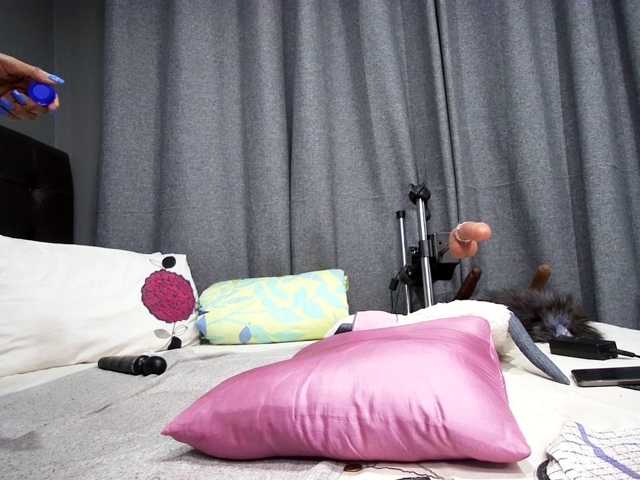 Ntombie live cam on BongaCams