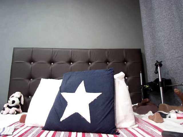 Ntombie live cam on BongaCams