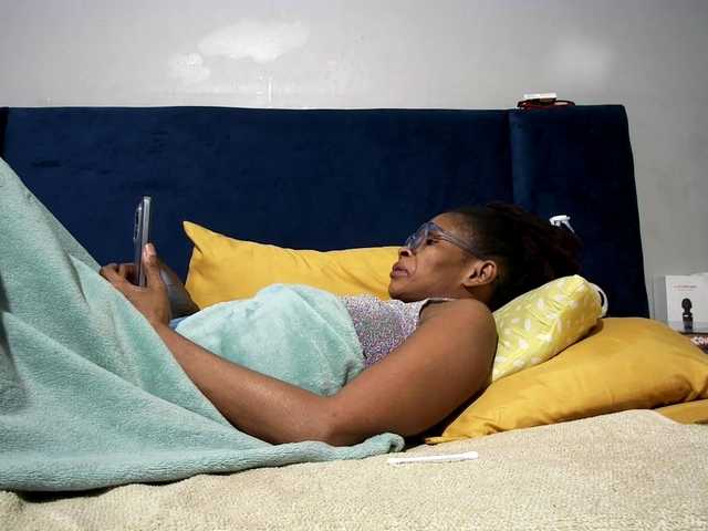 Ntombie live cam on BongaCams