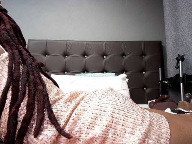 Ntombie live cam on BongaCams