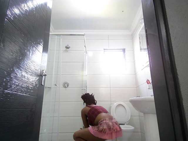 Ntombie live cam on BongaCams