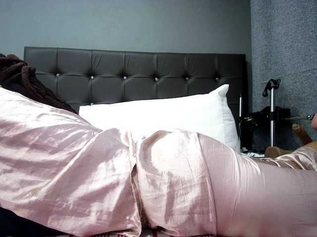 Ntombie-one4u live cam preview