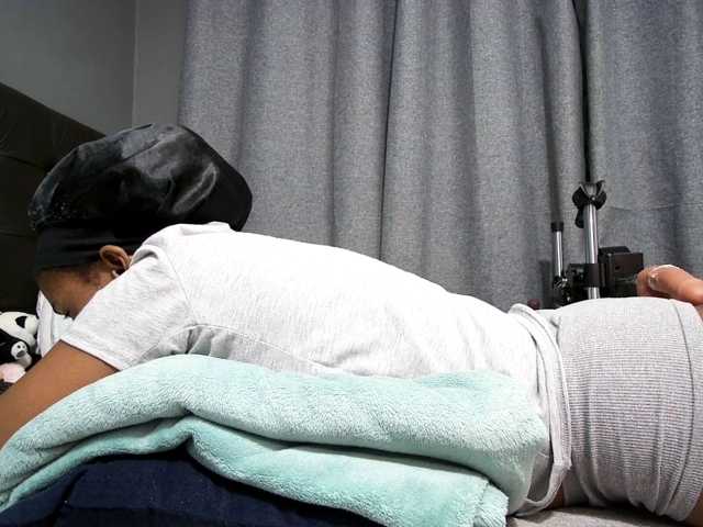 Ntombie live cam on BongaCams