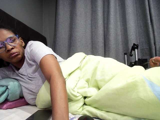 Ntombie live cam on BongaCams