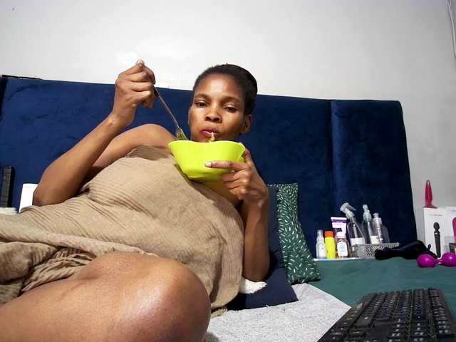 Ntombie live webcam show