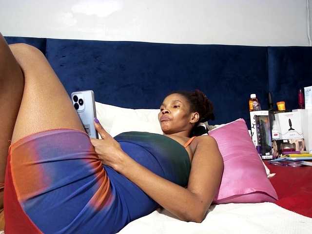 Ntombie's BongaCams show and profile