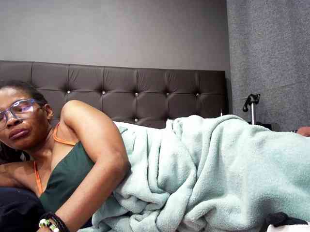 Ntombie-one4u
