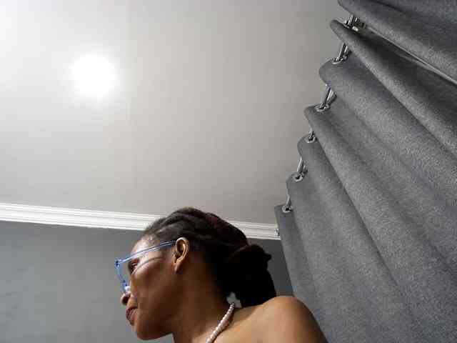 Ntombie-one4u webcam