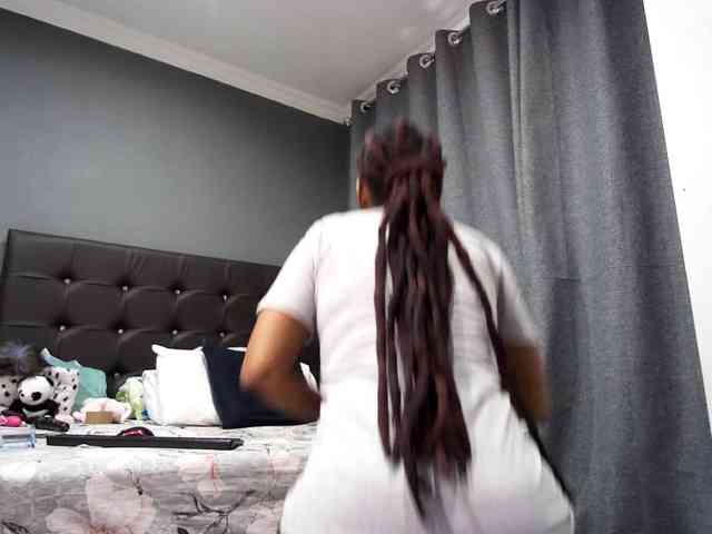 Ntombie-one4u webcam