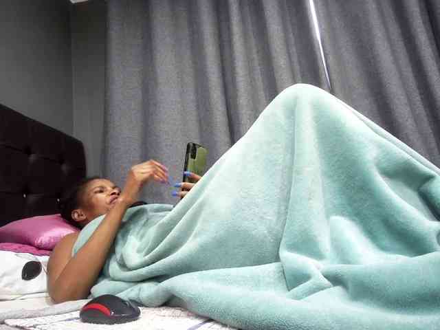 Ntombie-one4u webcam